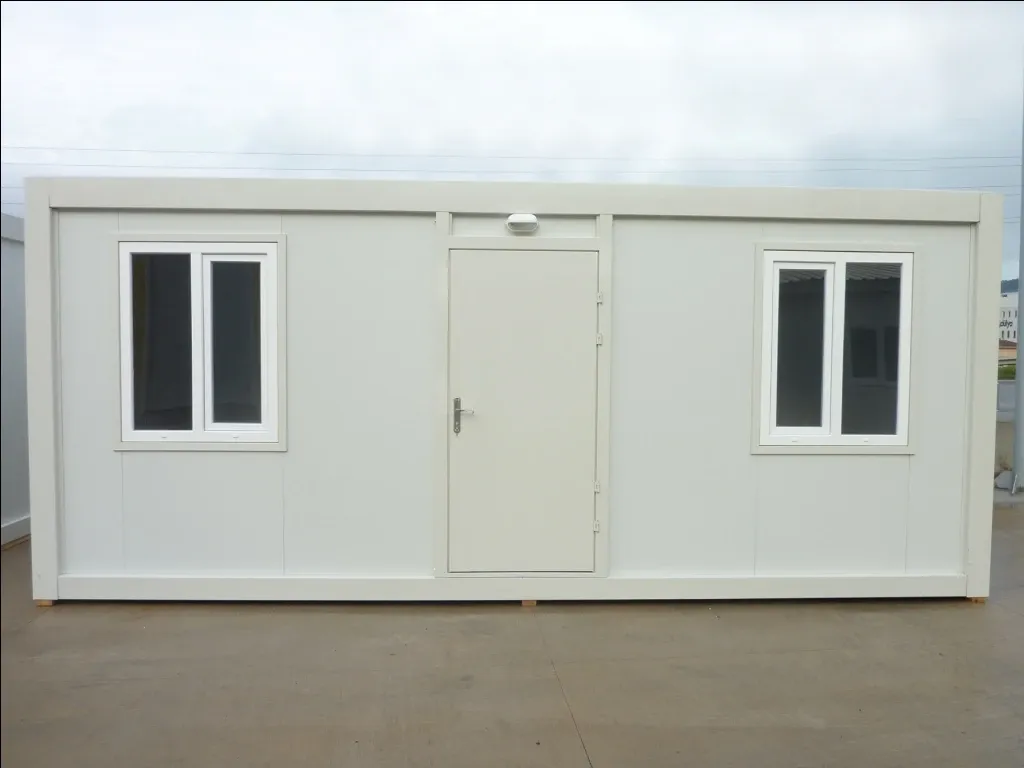 Contenedor habitable estándar de 2,4 x 6 m
